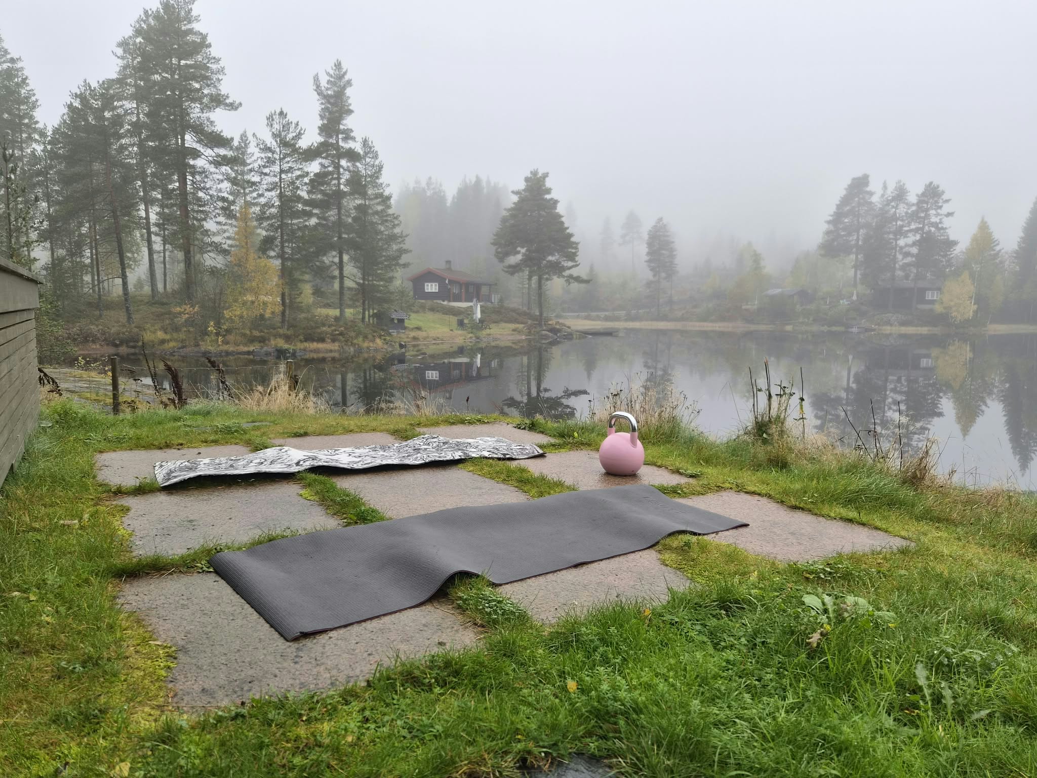 Trening ved brygga ved Hoensvannet